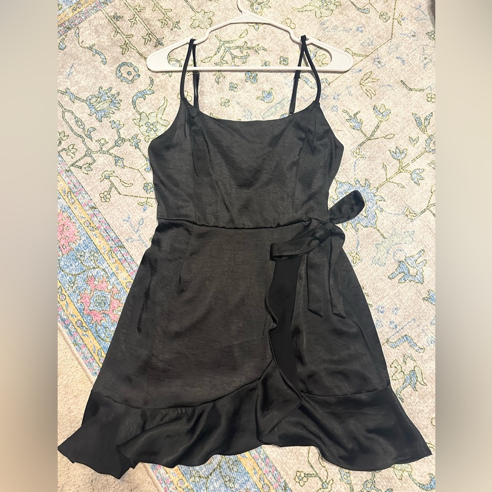 Black dress, brand: Wild fable